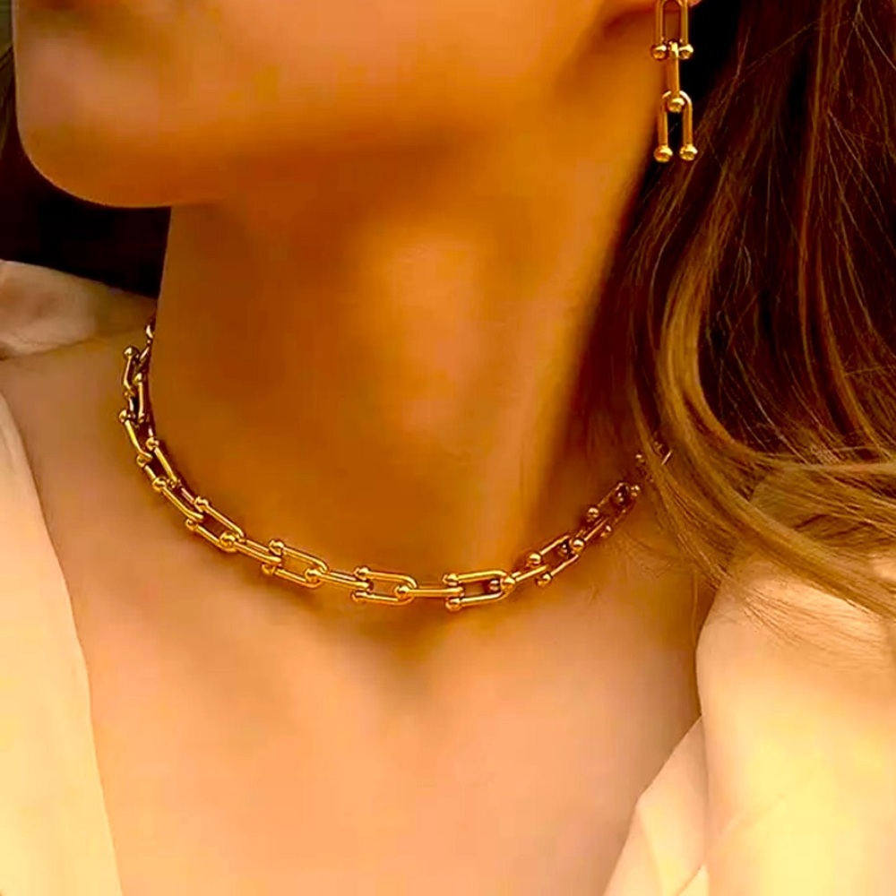 House of Harlow 1960 Gold Link Choker Necklace